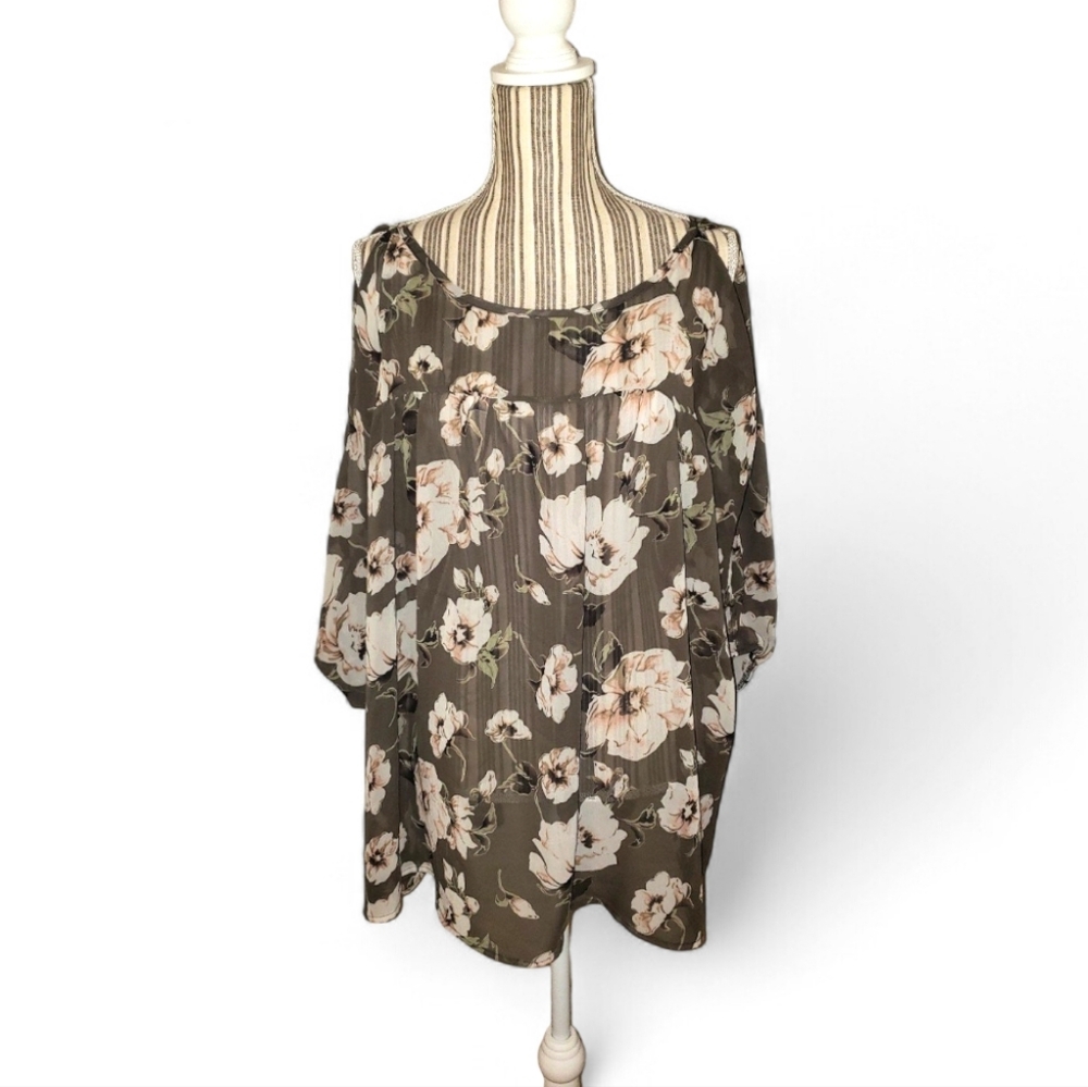 Torrid Olive Green Floral Sheer Cold Shoulder Slit Sleeve Blouse Size 1